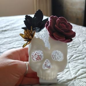 Skull Succulent Wallflower